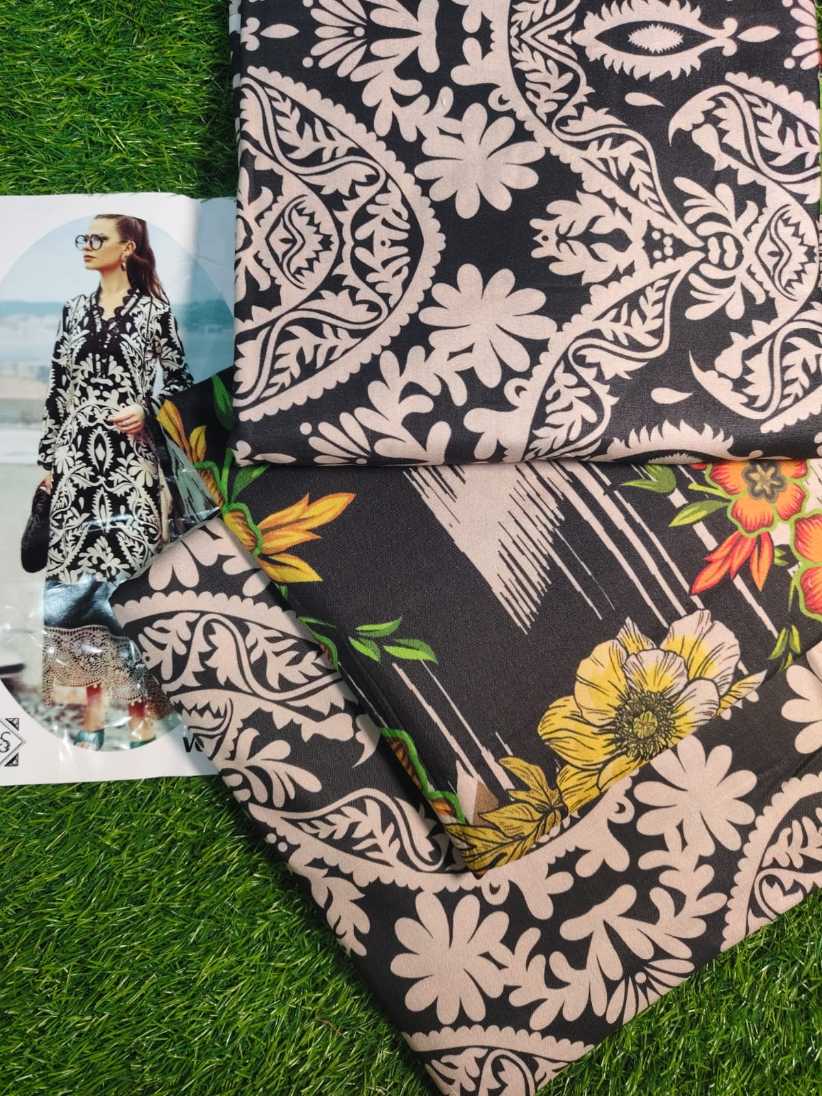 π Iznik π | 3PC Unstitched Linan Suits | Elegance Wear
