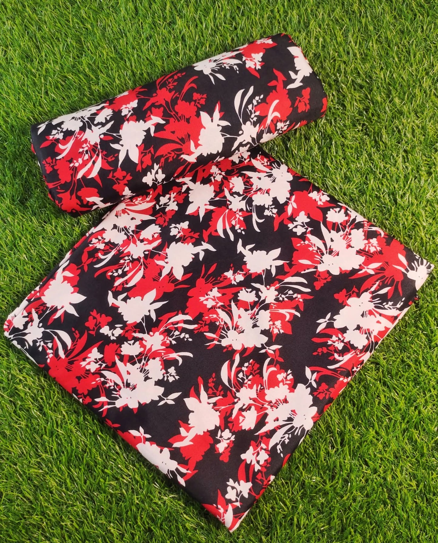 🌼 Roma Linan 🌼 | 2PC Unstitched Suit | Elegance Wear